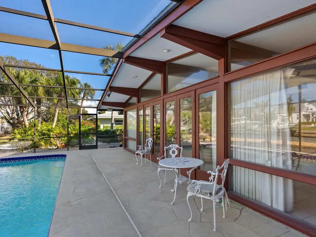 671 Emerald Harbor Drive Longboat Key FL 34228