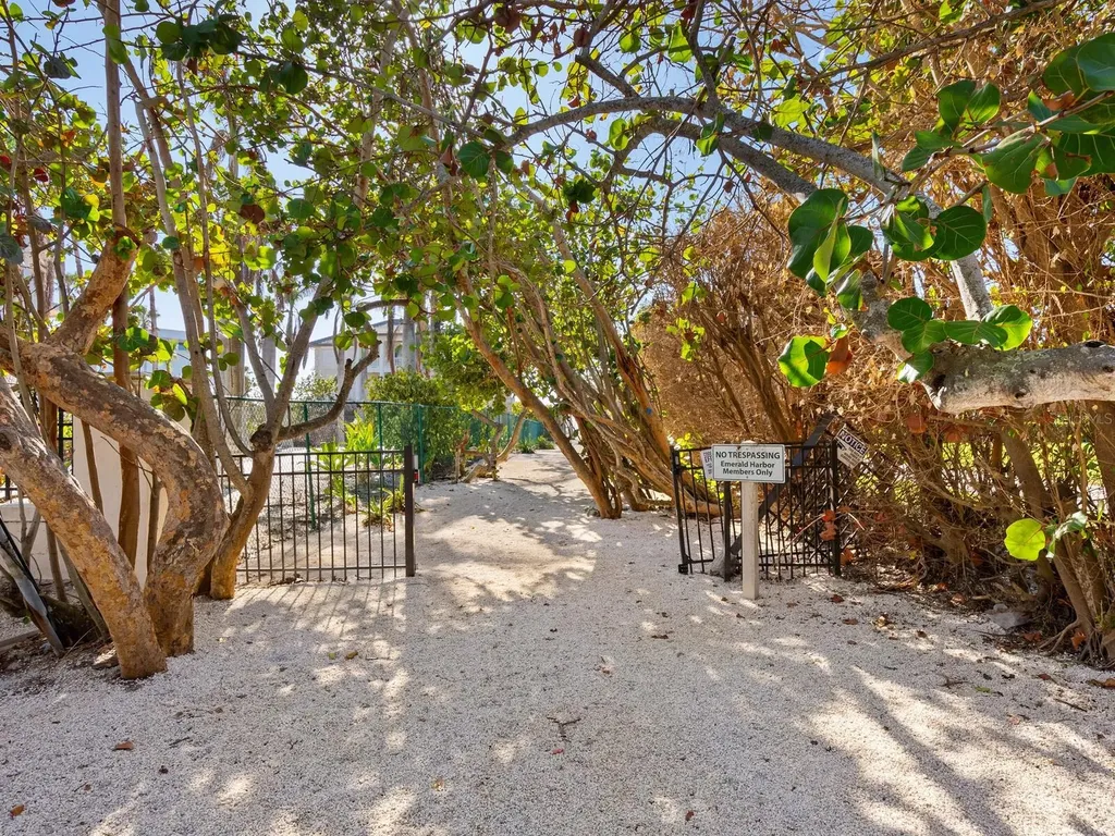 671 Emerald Harbor Drive Longboat Key FL 34228