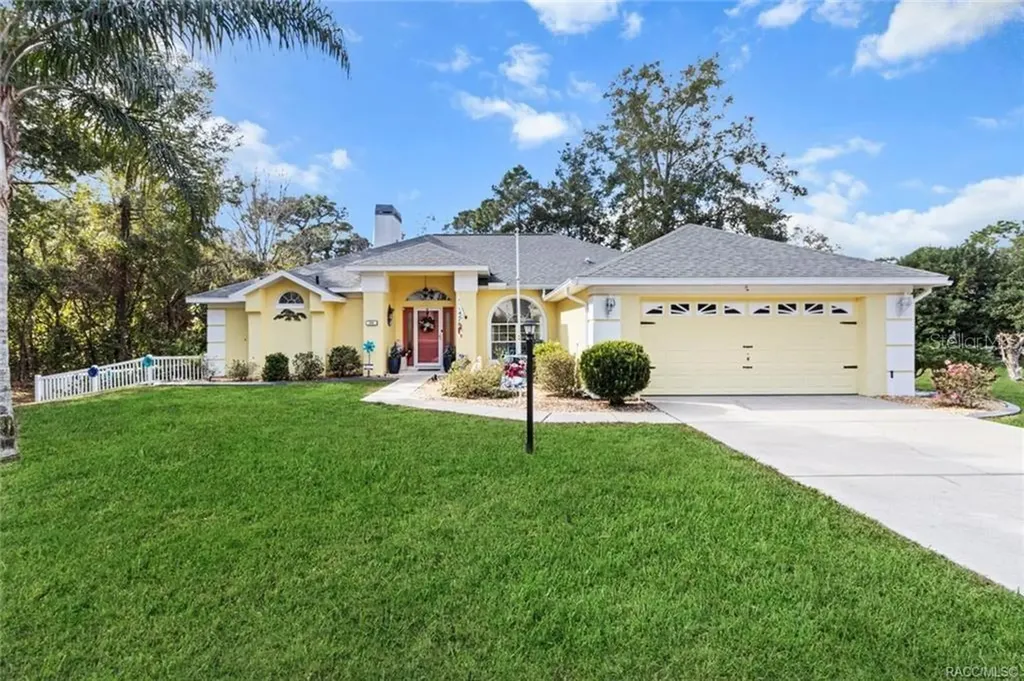 206 Pine Street Homosassa FL 34446