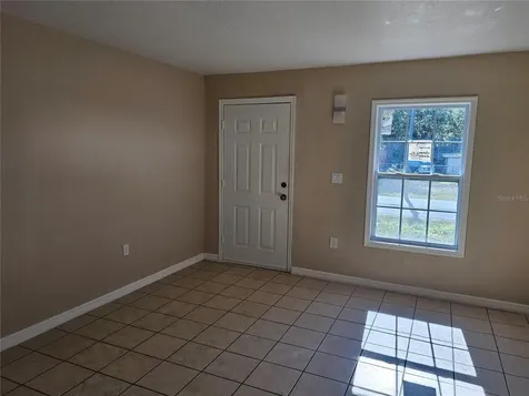 5835 W Amelia Street Orlando FL 32835