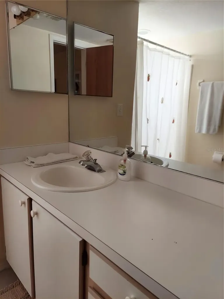 2027 Royal Bay Boulevard Kissimmee FL 34746