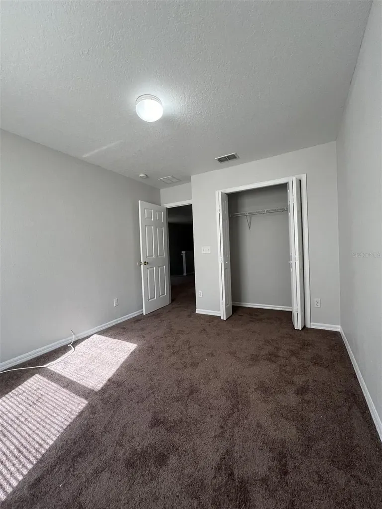 572 Cresting Oak Circle Orlando FL 32824