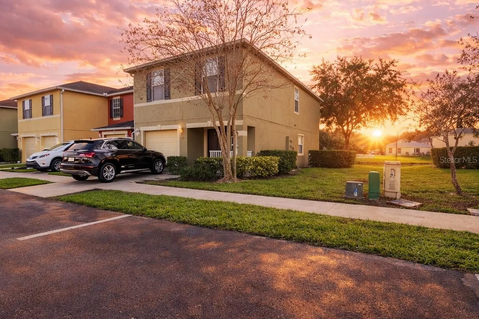 572 Cresting Oak Circle Orlando FL 32824