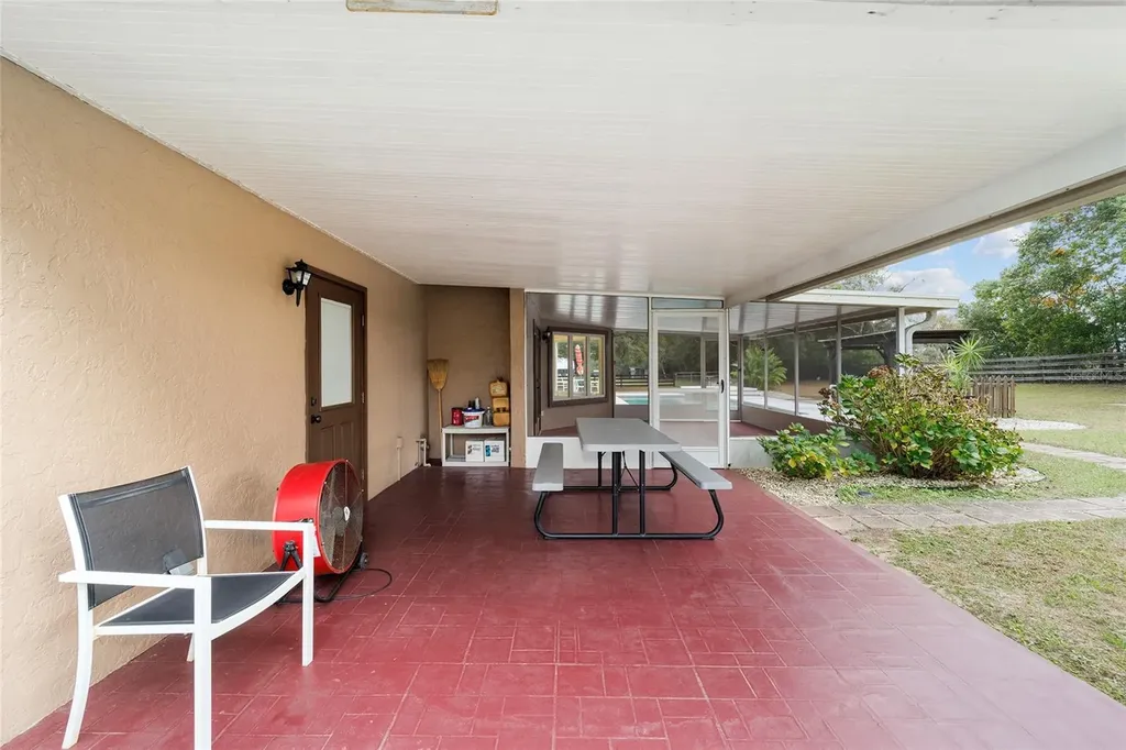 21959 NW 6th Street Dunnellon FL 34431