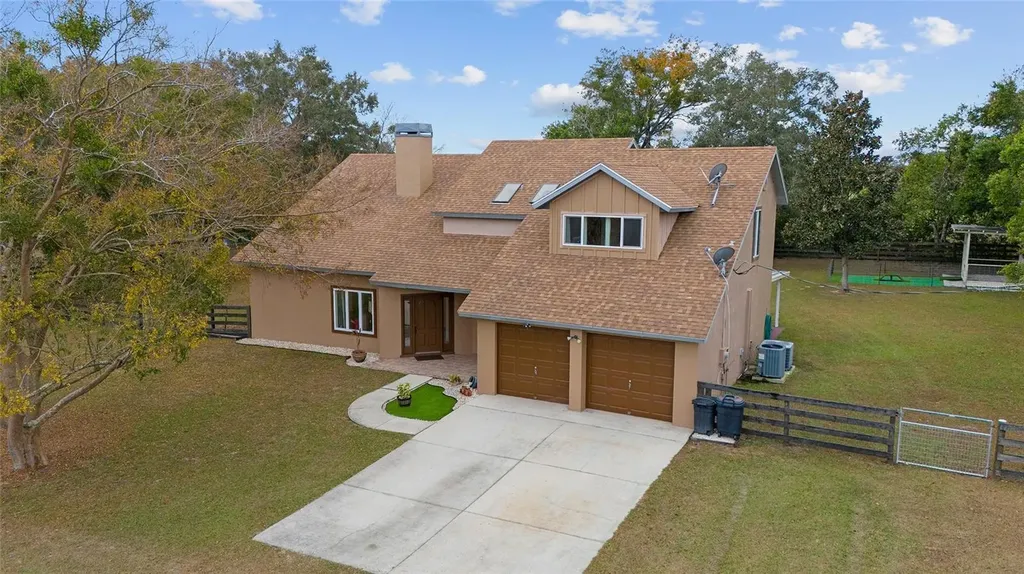 21959 NW 6th Street Dunnellon FL 34431