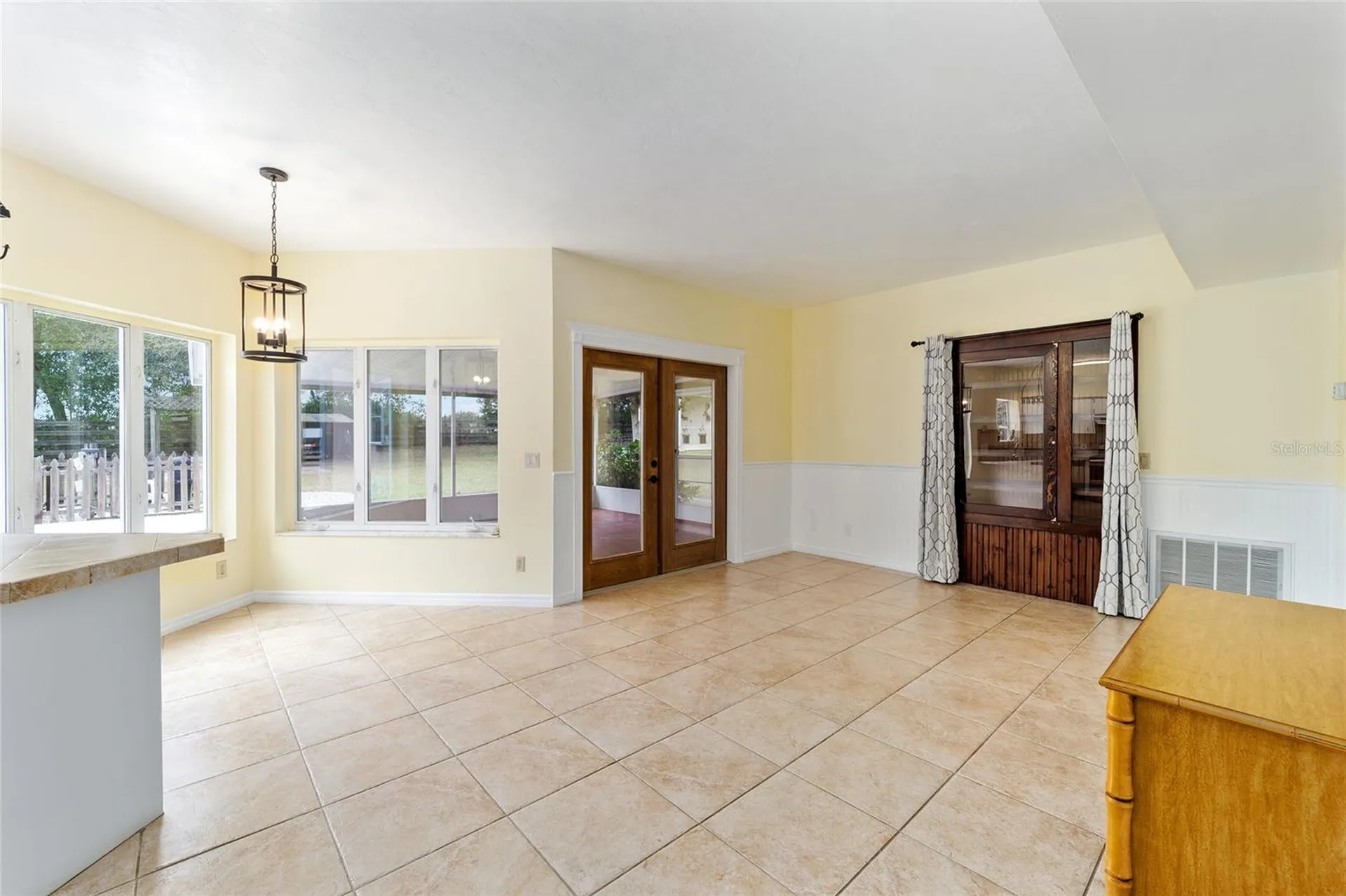 21959 NW 6th Street Dunnellon FL 34431