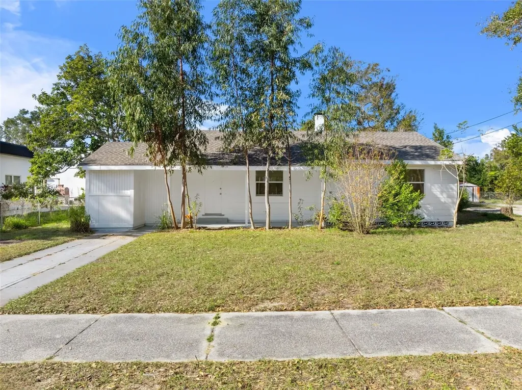 514 S 7th Street Lake Wales FL 33853