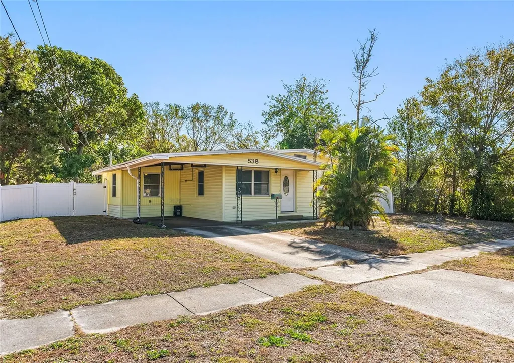 538 Southwest Boulevard N St Petersburg FL 33703