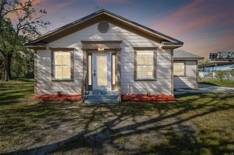 5308 Clewis Avenue Tampa FL 33610