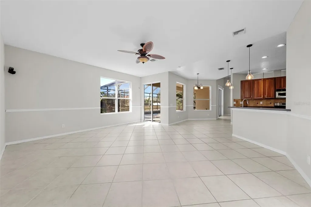 1743 Pinyon Pine Drive Sarasota FL 34240