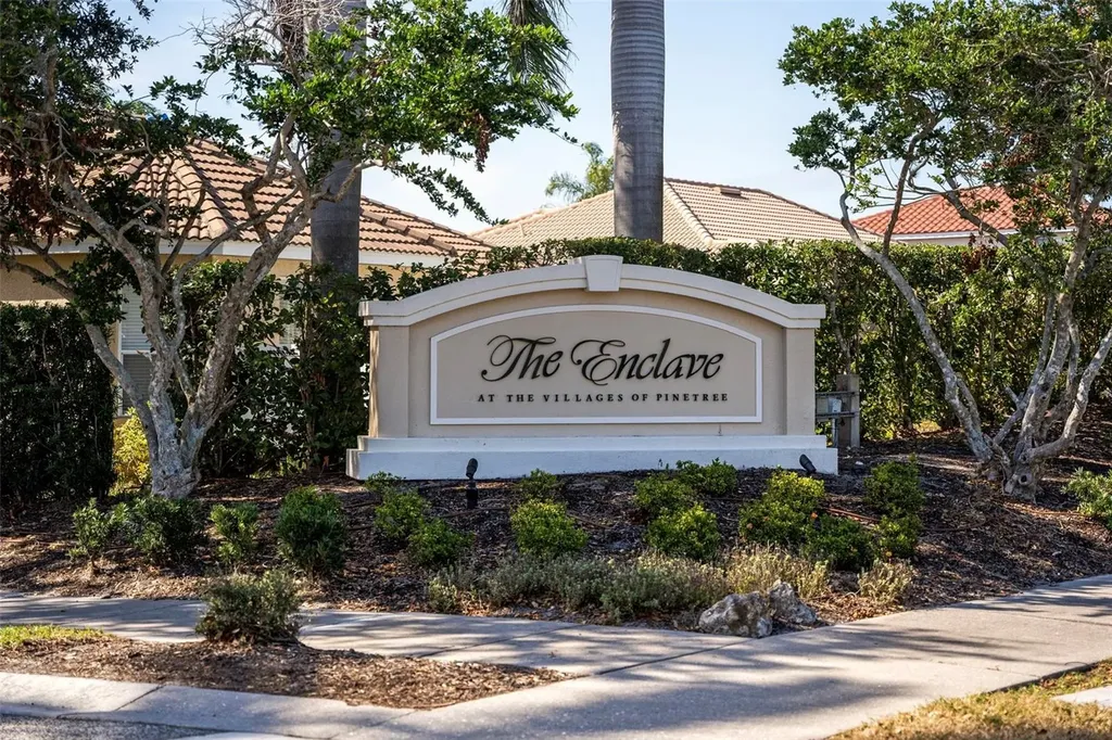 1743 Pinyon Pine Drive Sarasota FL 34240