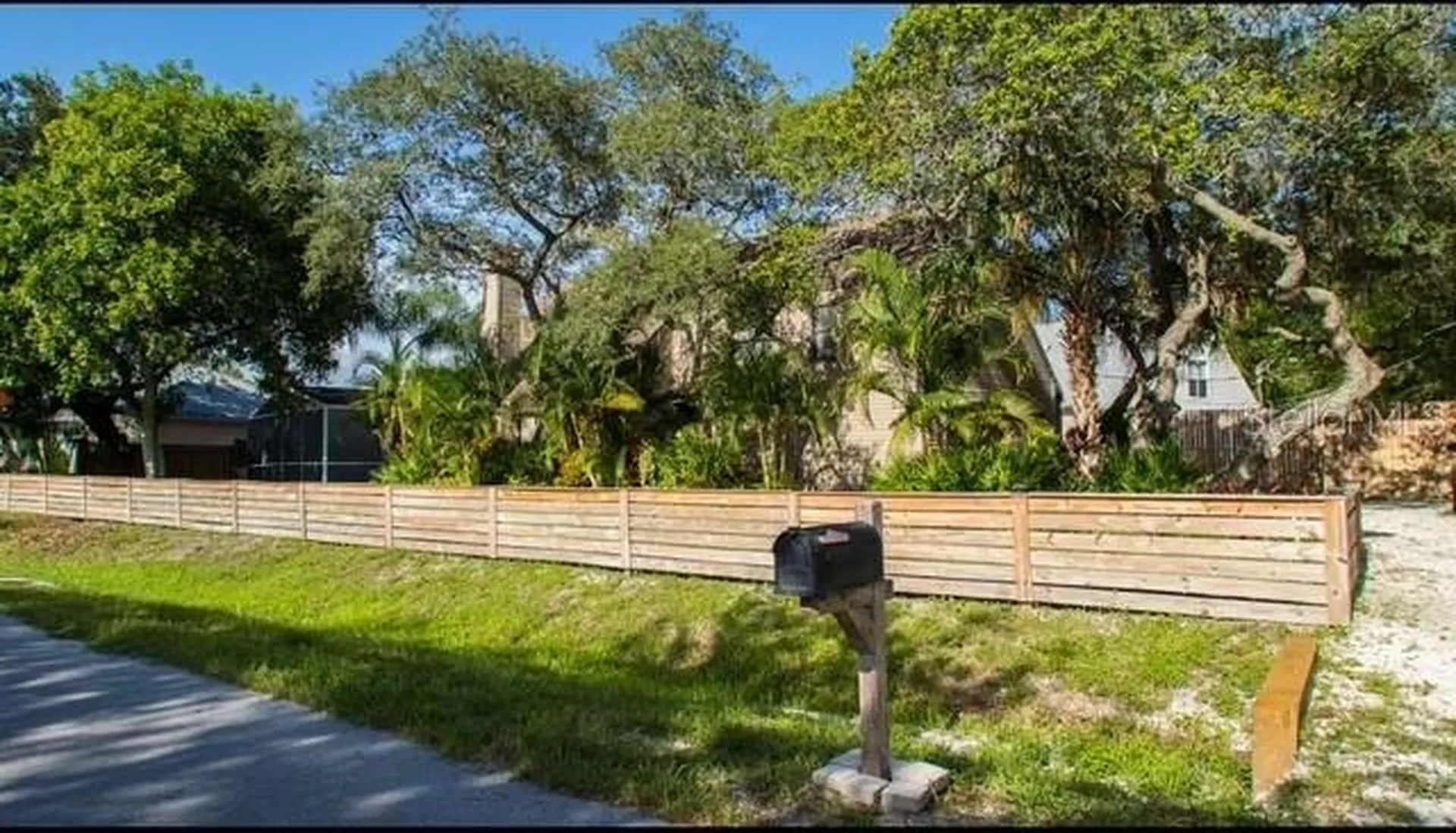 5311 Creek Drive Sarasota FL 34231