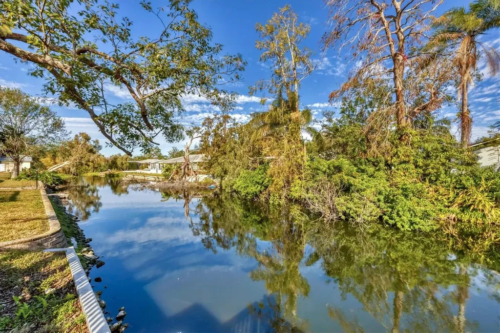 2961 Homasassa Road Sarasota FL 34239