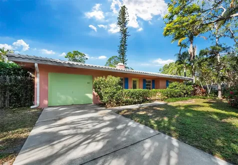 930 Pomelo Avenue Sarasota FL 34236