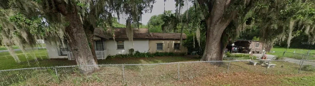 402 N York Street Bushnell FL 33513