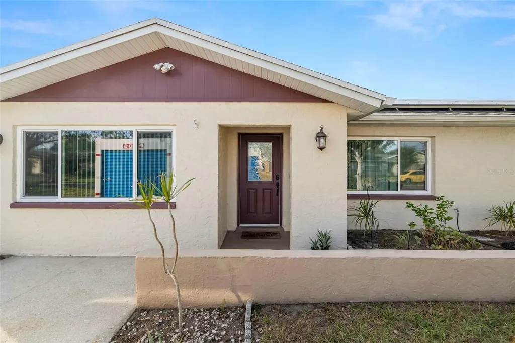 2708 Fulton Street SW Largo FL 33774
