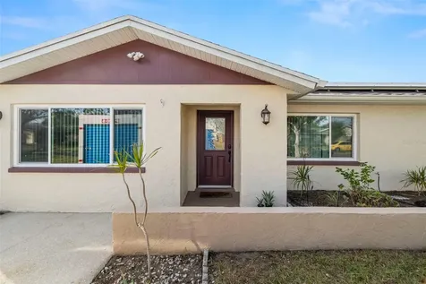 2708 Fulton Street SW Largo FL 33774