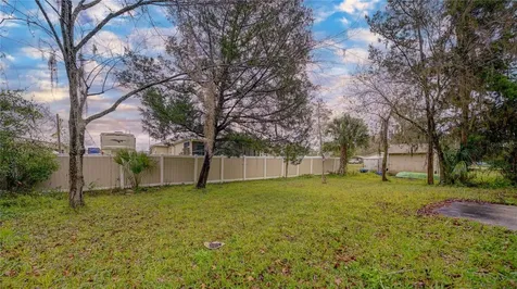 204 S Forsyth Street Bunnell FL 32110