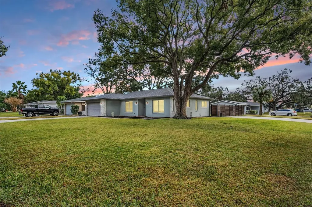 2351 Michael Lane Clearwater FL 33763
