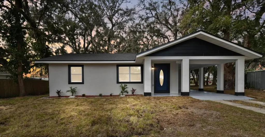 5041 Wood Street Zephyrhills FL 33542