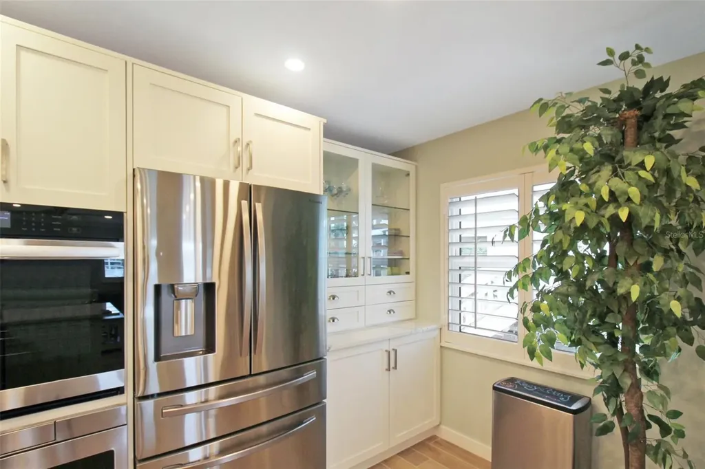 1335 Siesta Bayside Drive Sarasota FL 34242