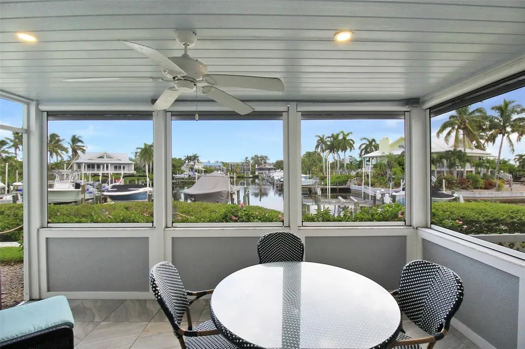 1335 Siesta Bayside Drive Sarasota FL 34242
