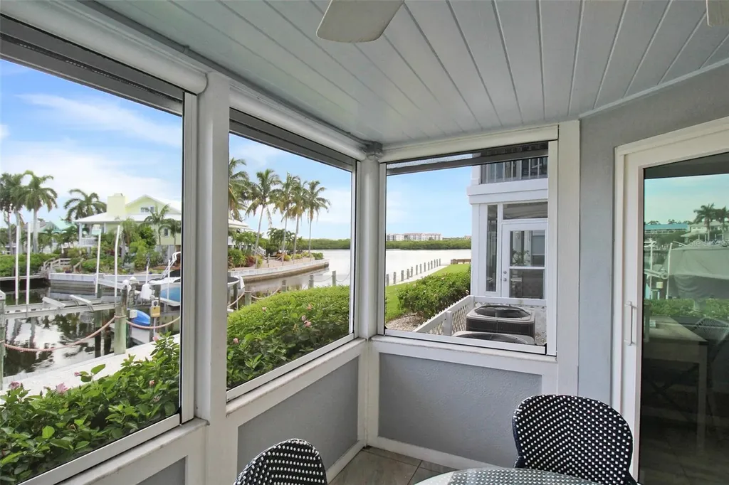 1335 Siesta Bayside Drive Sarasota FL 34242