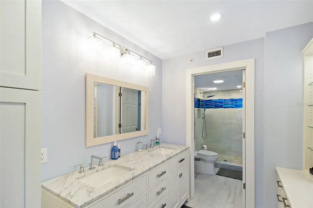 1335 Siesta Bayside Drive Sarasota FL 34242