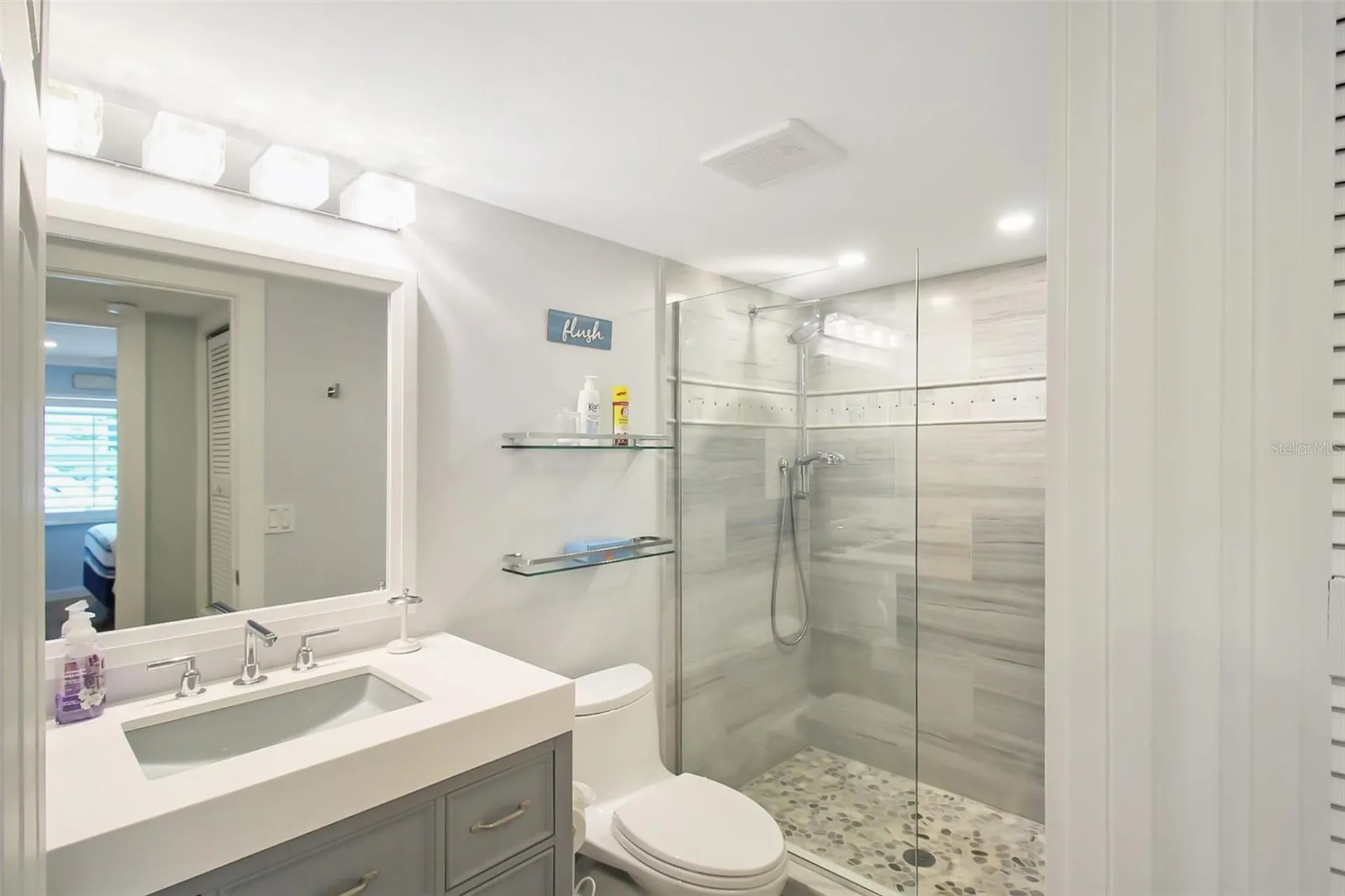 1335 Siesta Bayside Drive Sarasota FL 34242