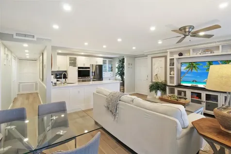 1335 Siesta Bayside Drive Sarasota FL 34242