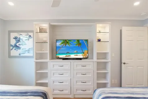1335 Siesta Bayside Drive Sarasota FL 34242