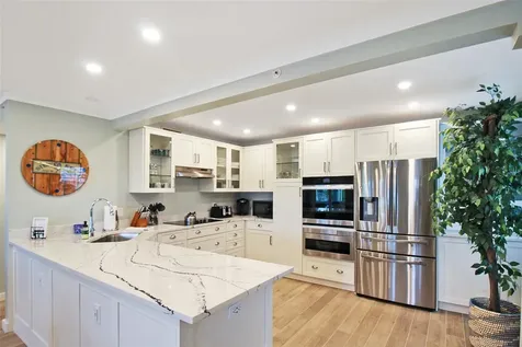 1335 Siesta Bayside Drive Sarasota FL 34242