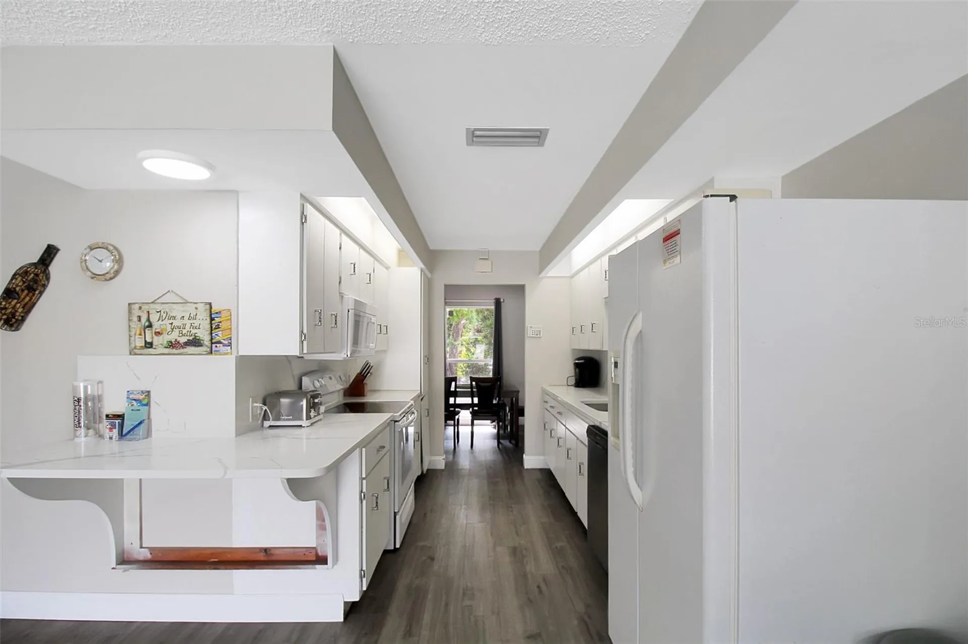 1127 De Leo Drive Sarasota FL 34243