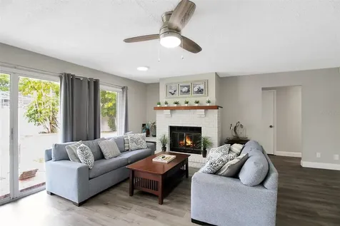 1127 De Leo Drive Sarasota FL 34243