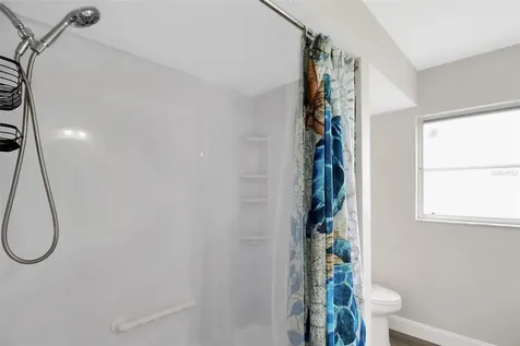 1127 De Leo Drive Sarasota FL 34243
