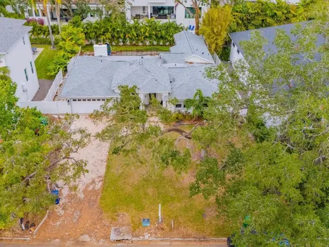 4819 W Sunset Boulevard Tampa FL 33629