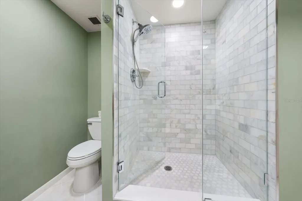 6 Belleview Boulevard Belleair FL 33756
