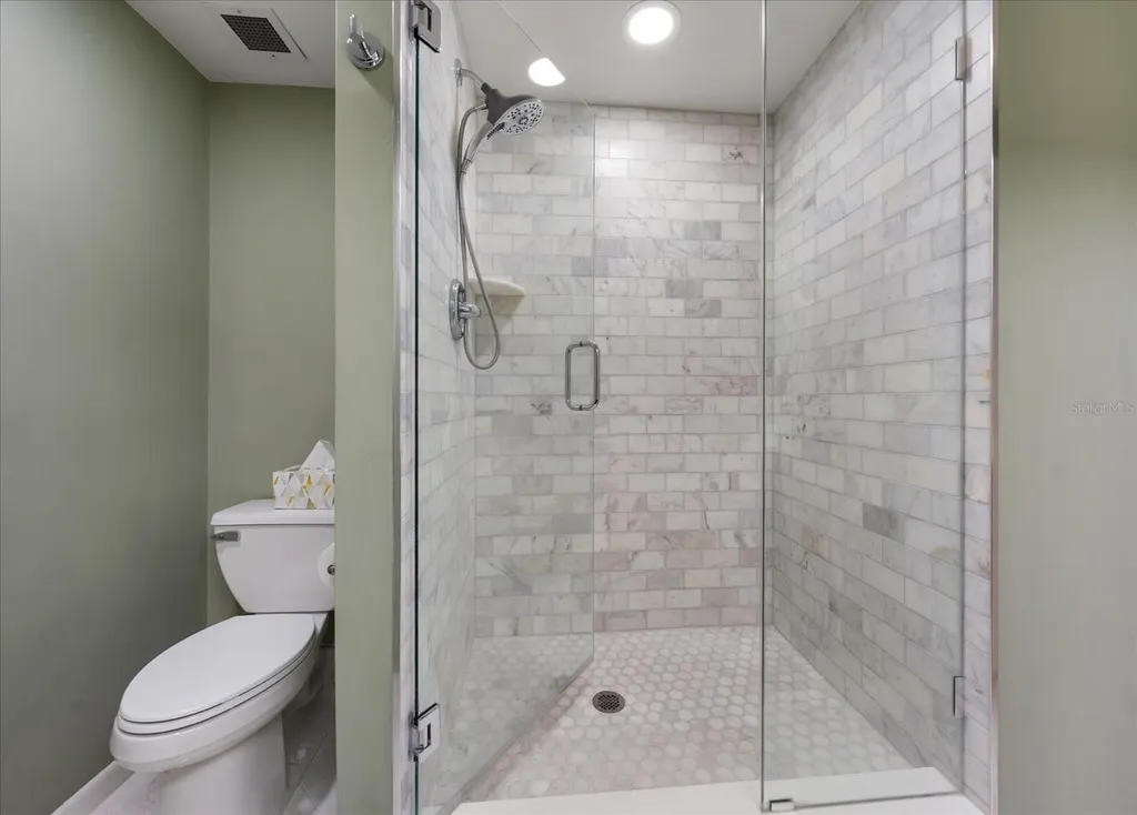 6 Belleview Boulevard Belleair FL 33756