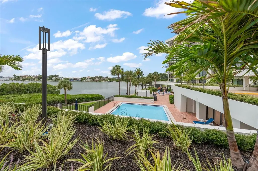 6 Belleview Boulevard Belleair FL 33756
