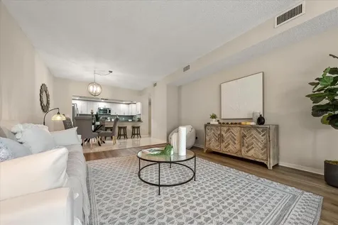 6 Belleview Boulevard Belleair FL 33756