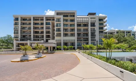 6 Belleview Boulevard Belleair FL 33756