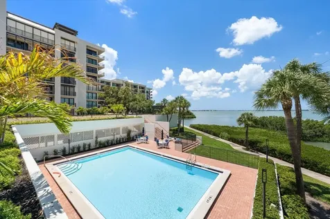 6 Belleview Boulevard Belleair FL 33756