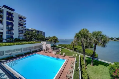 6 Belleview Boulevard Belleair FL 33756