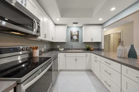 6 Belleview Boulevard Belleair FL 33756