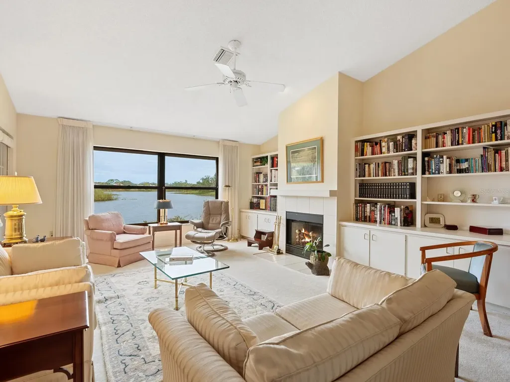 7323 Oak Moss Drive Sarasota FL 34241