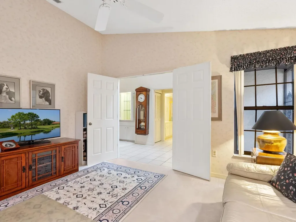 7323 Oak Moss Drive Sarasota FL 34241