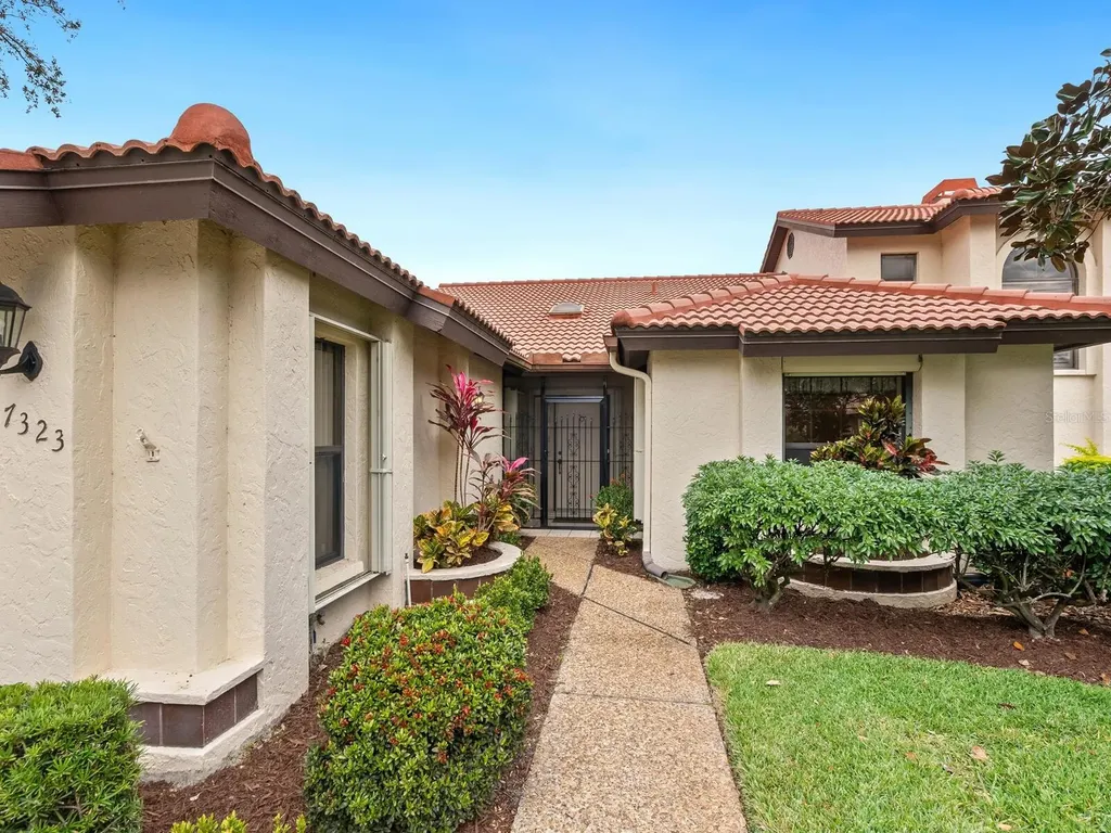 7323 Oak Moss Drive Sarasota FL 34241