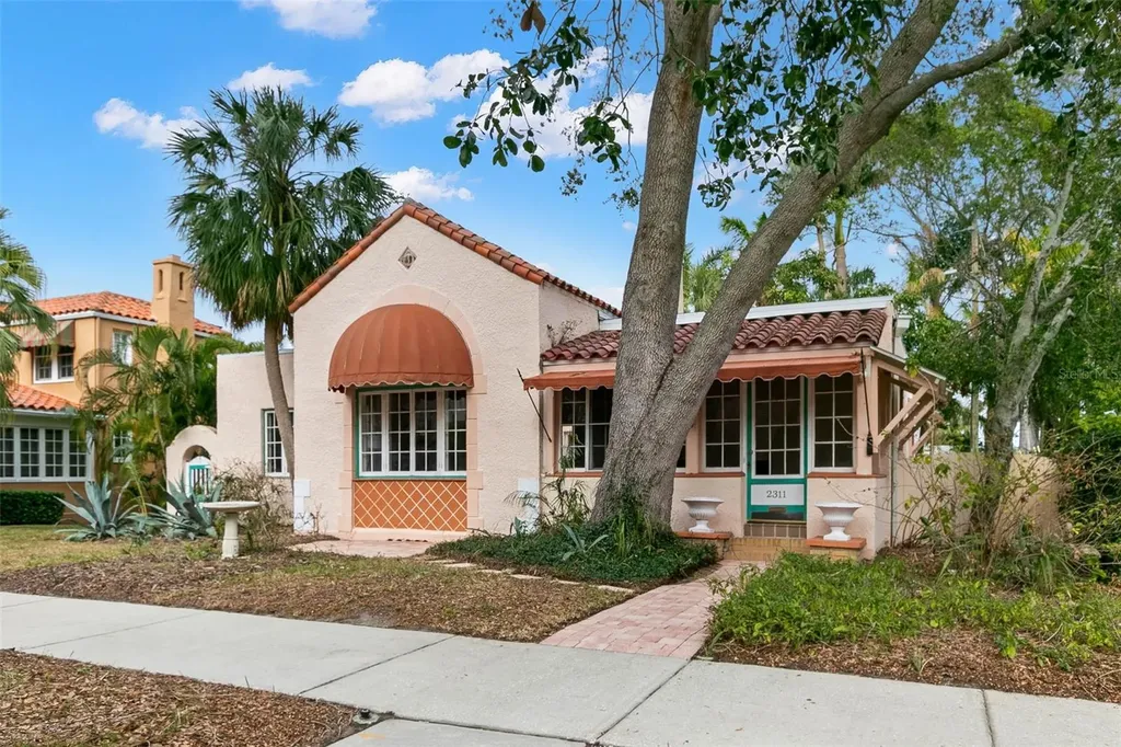 2311 Brevard Road NE St Petersburg FL 33704