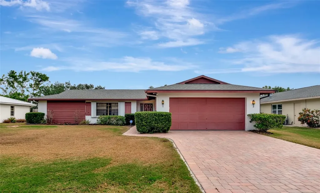 4423 Meadow Creek Circle Sarasota FL 34233