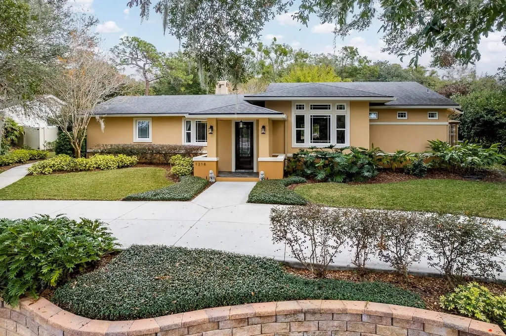 1218 Overlook Drive Mount Dora FL 32757